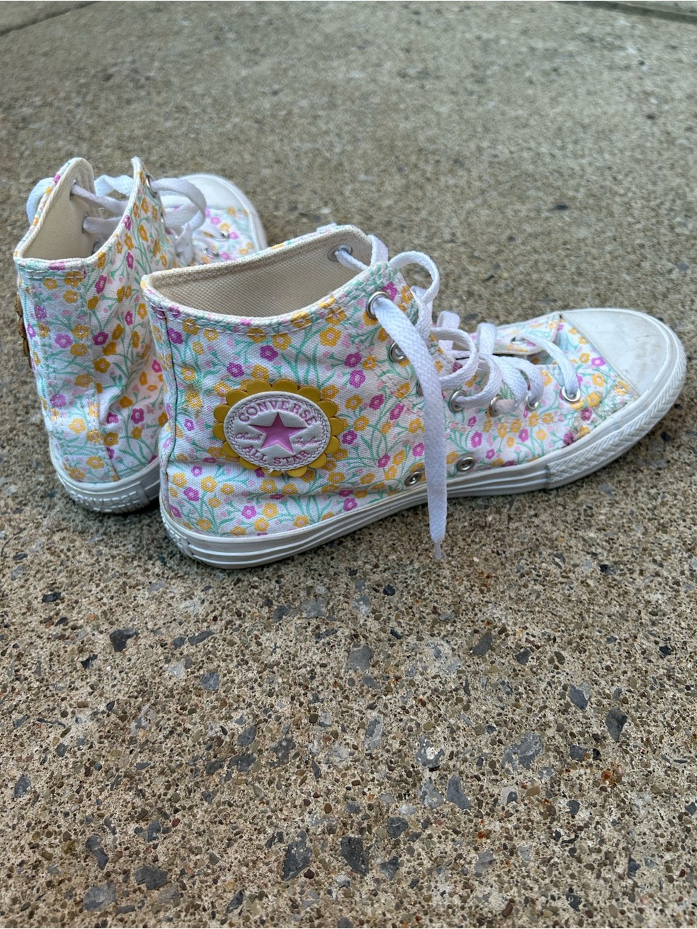 Converse Kids High-Top Sneakers - White with Pink & Yellow Floral Print - Picture 3 of 8